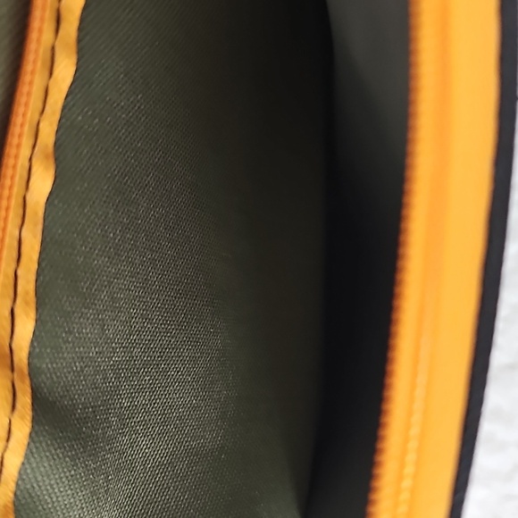 NWT Outdoors By Design 24 Can Cooler Bag Adjustable Strap 9 Inch Green & Orange - Picture 8 of 12